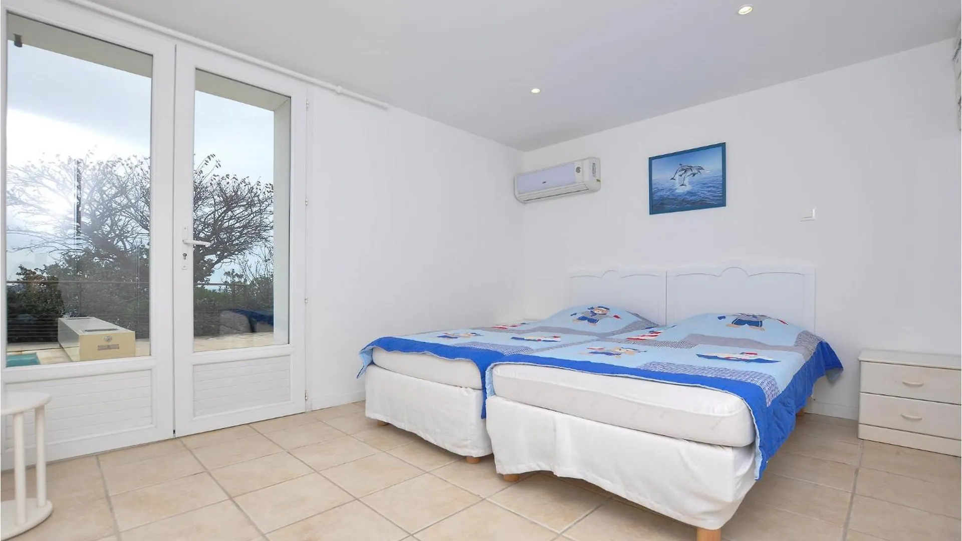 Awesome Home In Roquebrune-Sur-Argens With Wi-Fi Saint-Peïre-sur-Mer Semesterbostad