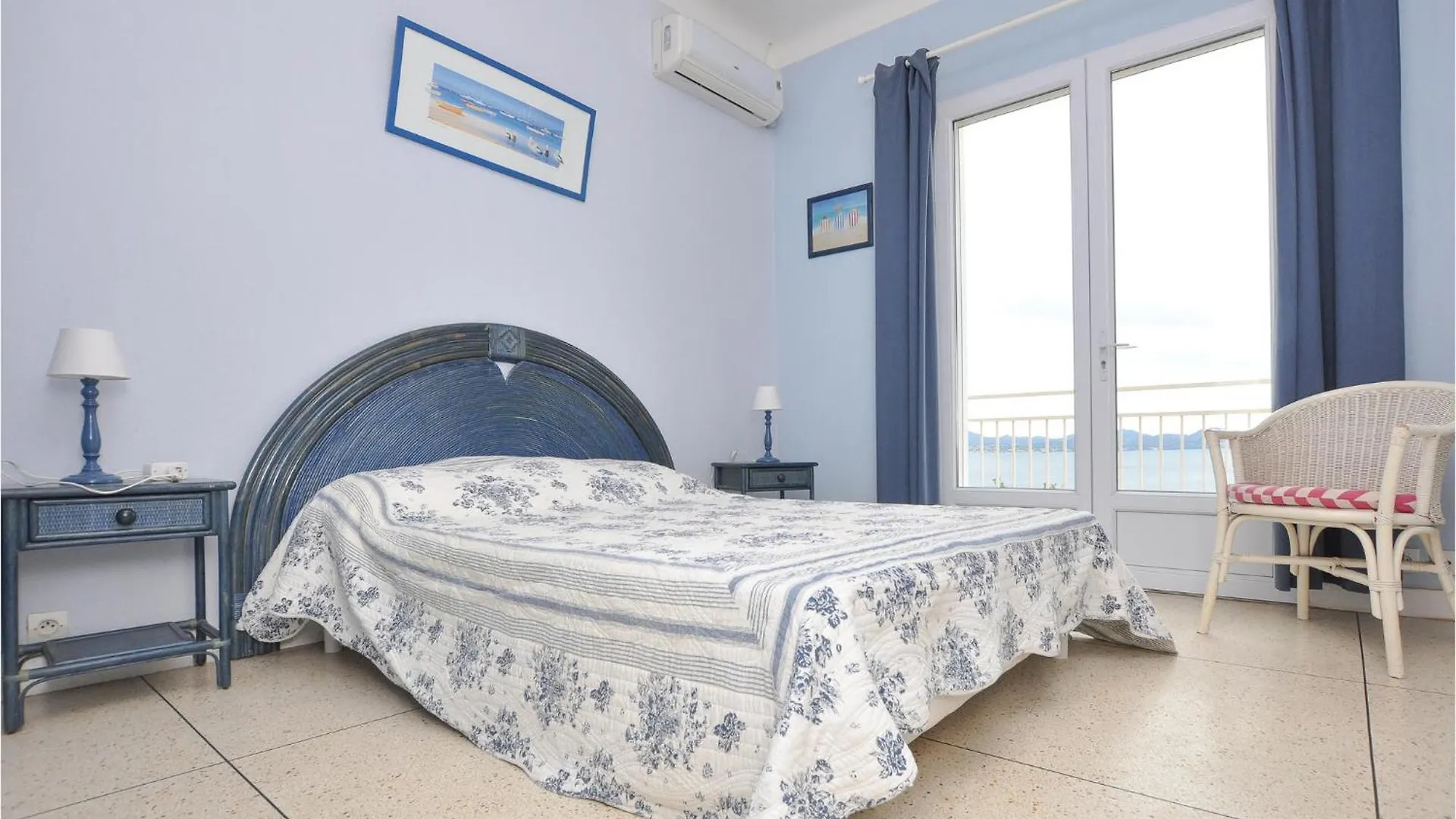 Awesome Home In Roquebrune-Sur-Argens With Wi-Fi Saint-Peire-sur-Mer 0*,  France